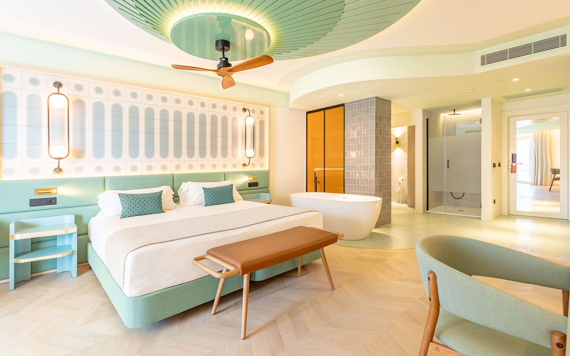 HOTEL ANGELA FUENGIROLA